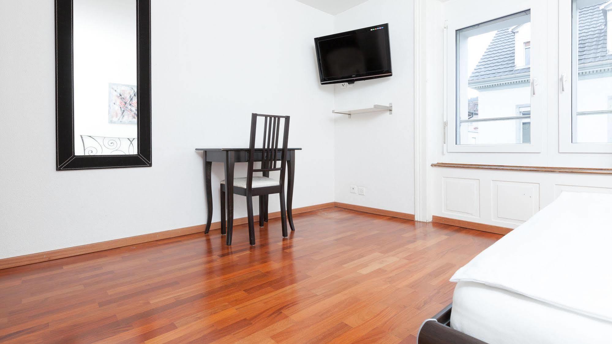 Swiss Star Oerlikon Inn Zurich Ngoại thất bức ảnh