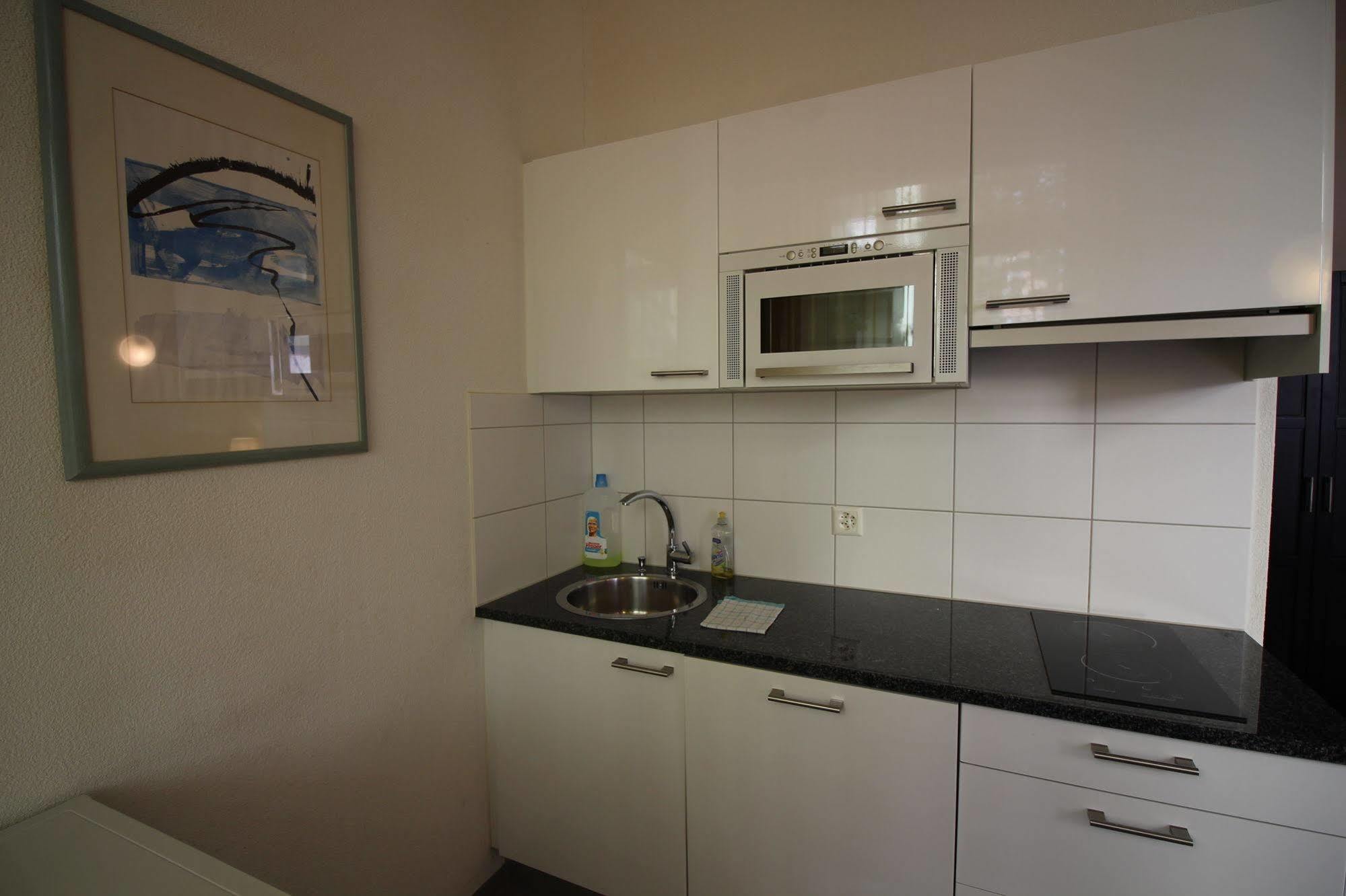 Swiss Star Oerlikon Inn Zurich Ngoại thất bức ảnh